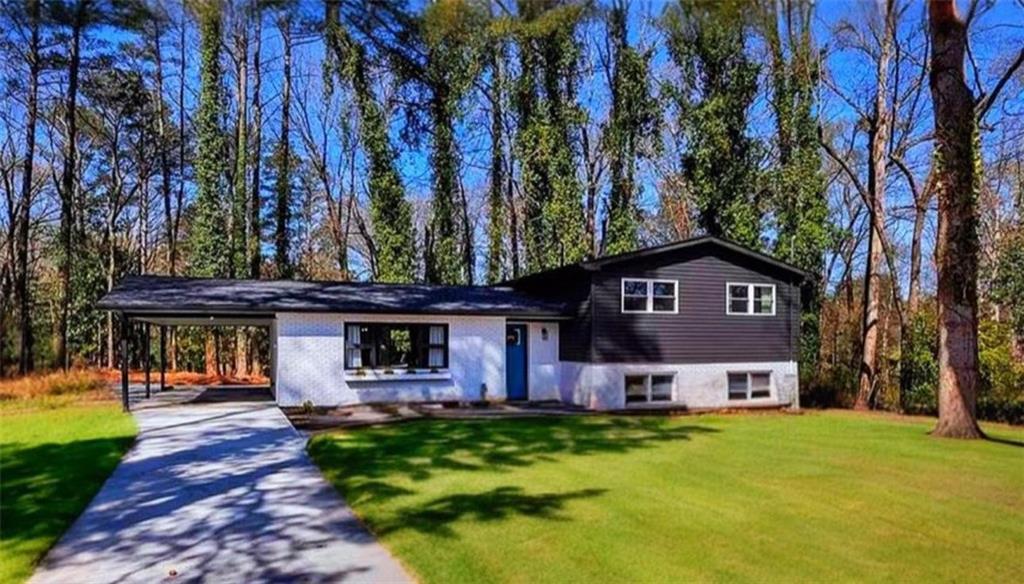 Motivated Seller !!! This fully renovated Marietta gem might be the home your family has been dreaming of! Nestled in the peaceful Hammond Woods community, this beautifully updated multi-level ranch-style home offers 3 bedrooms, 3 full bathrooms, and over 2,000 sq. ft. of light-filled living space designed for comfort and connection. From the moment you step inside, you’ll feel the warmth of the open layout, perfect for everyday living and special family moments.
This MOVE-IN READY HOME has been thoughtfully renovated with a BRAND-NEW KITCHEN featuring quartz countertops and white cabinets, updated bathrooms, stainless steel appliances, NEW FLOORING, NEW MODERN LIGHT FIXTURES, and NEW DOUBLE-PANE WINDOWS. Additional upgrades include a NEW WATER HEATER, ELECTRICAL PANEL AND METER, BRAND-NEW ROOF AND GUTTERS, FRESH INTERIOR AND EXTERIOR PAINT, A NEWLY PAVED DRIVEWAY, NEW MAILBOX, AND A FULLY MAINTAINED YARD. This kind of home doesn’t come around often. Schedule your private tour today and imagine your family’s next chapter starting right here.