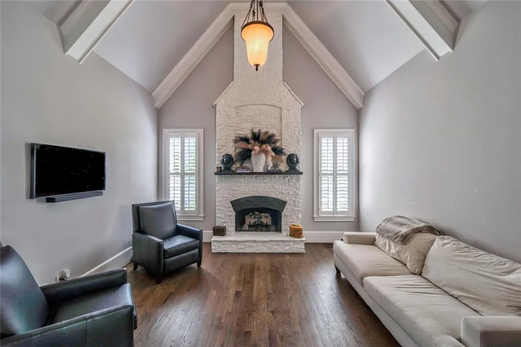 Marietta, Georgia 30064, United States, 7 Bedrooms Bedrooms, ,7 BathroomsBathrooms,Residential,Coming Soon,213411