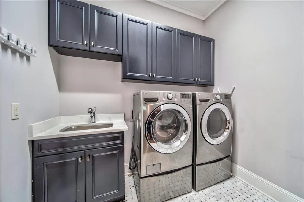 Marietta, Georgia 30064, United States, 7 Bedrooms Bedrooms, ,7 BathroomsBathrooms,Residential,Coming Soon,213411