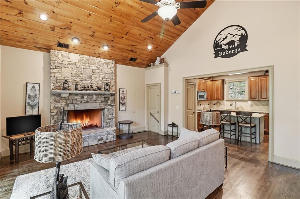 1105 Valley View Drive