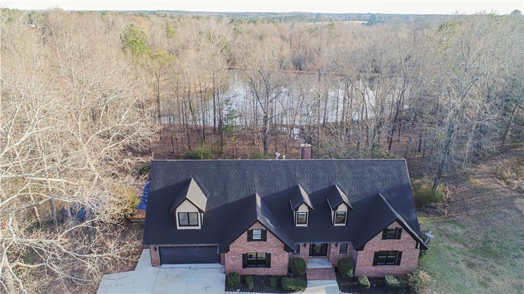 880 Streamside Drive