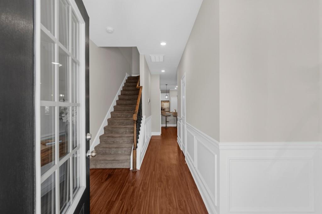 2561 Castellan Drive