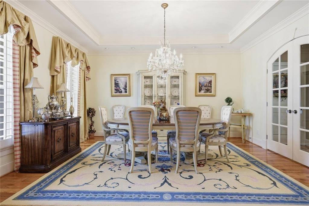 807 Village Greene NW