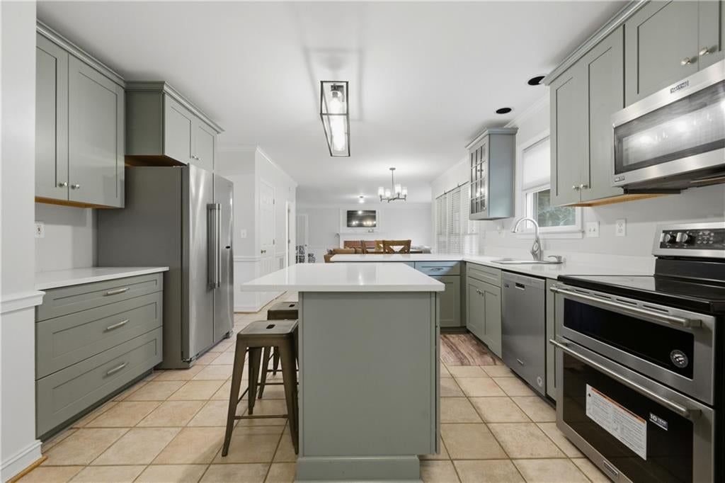 5255 Camden Lake Parkway NW
