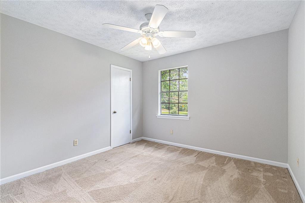1023 Chartley Drive, Lilburn, Georgia image 18