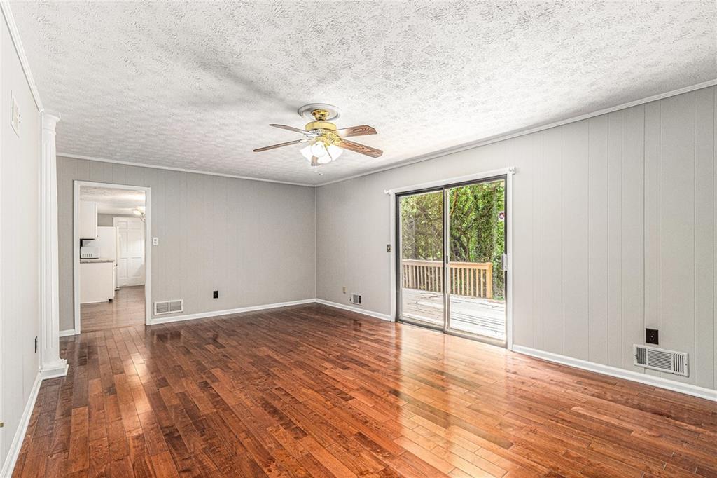 1023 Chartley Drive, Lilburn, Georgia image 7