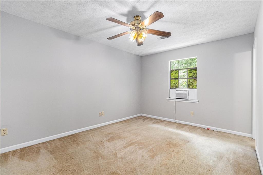 1023 Chartley Drive, Lilburn, Georgia image 14