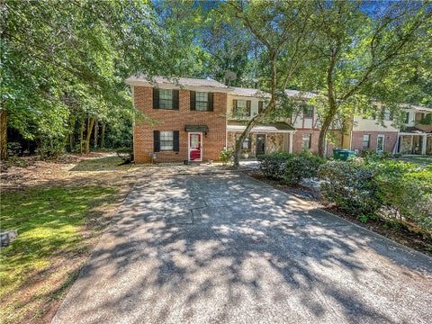 Townhouse For Rent - 2251 Salt Springs Place<br/> Austell, GA 30168