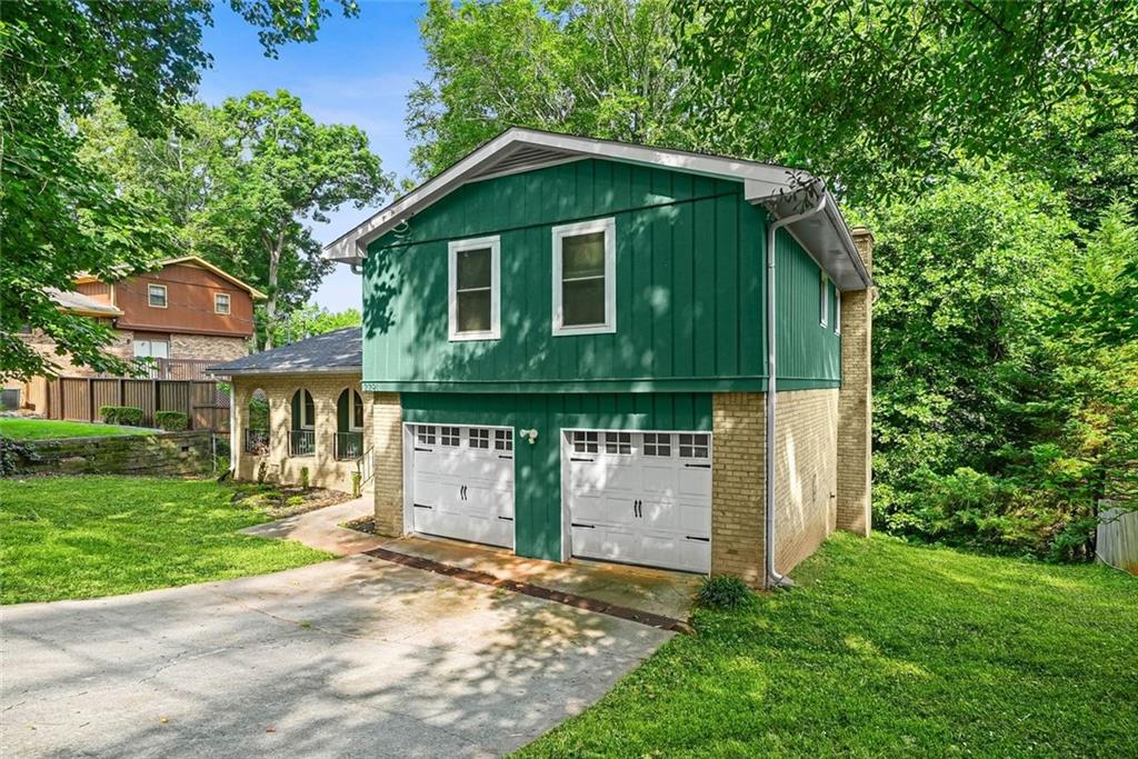 2291 Chevy Chase Lane
