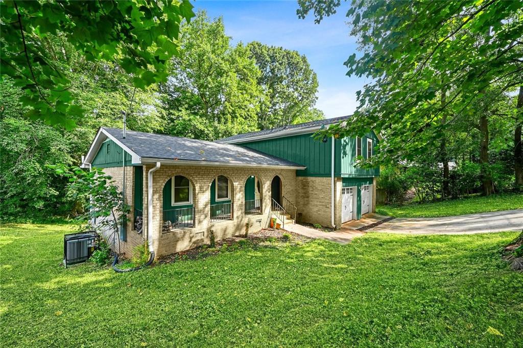 2291 Chevy Chase Lane