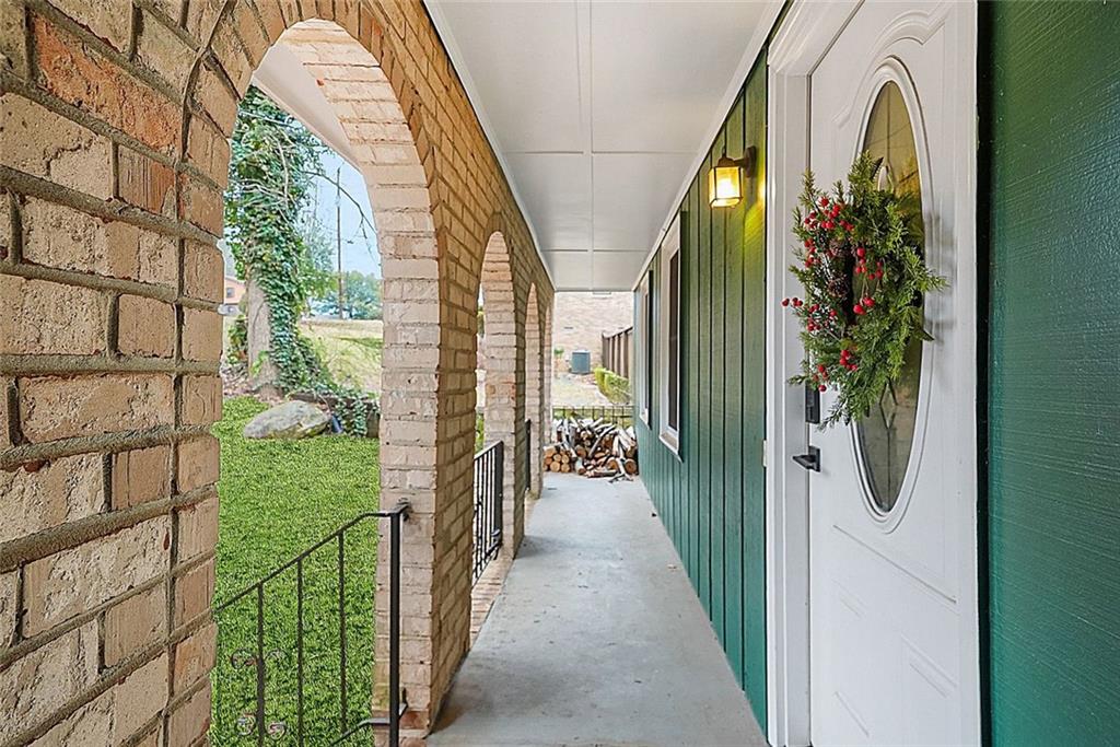 2291 Chevy Chase Lane