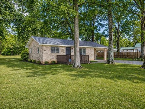 7 York Drive NE Plainville GA 30733