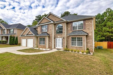 A home in Powder Springs