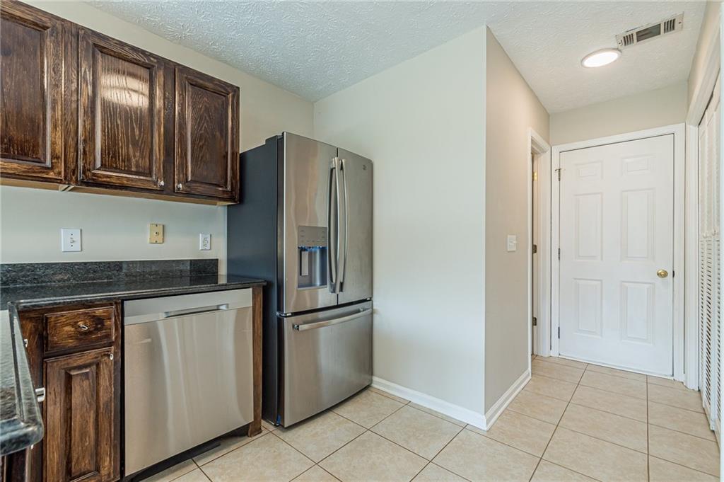 Avensong - Residential Lease