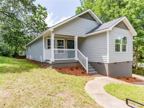Homes For Sale - 995 Coleman Street<br/> Atlanta, GA 30310