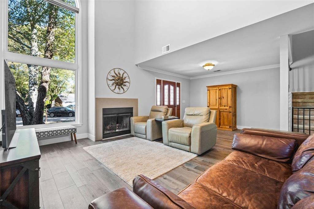 1050 Essex Court