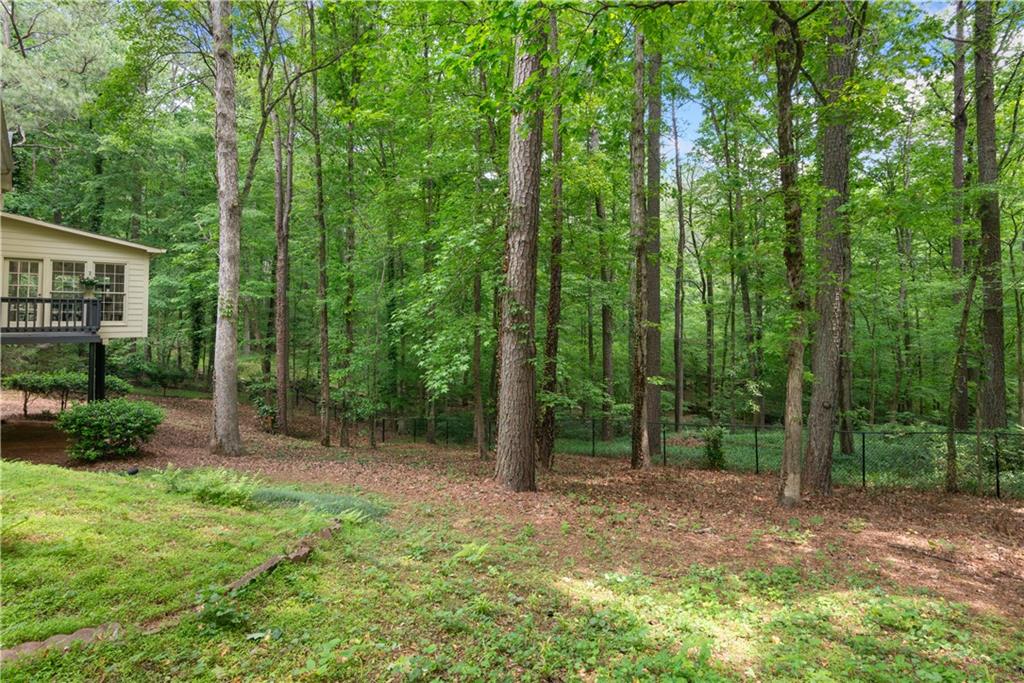 1440 Sandford Trail, Lilburn, Georgia image 27