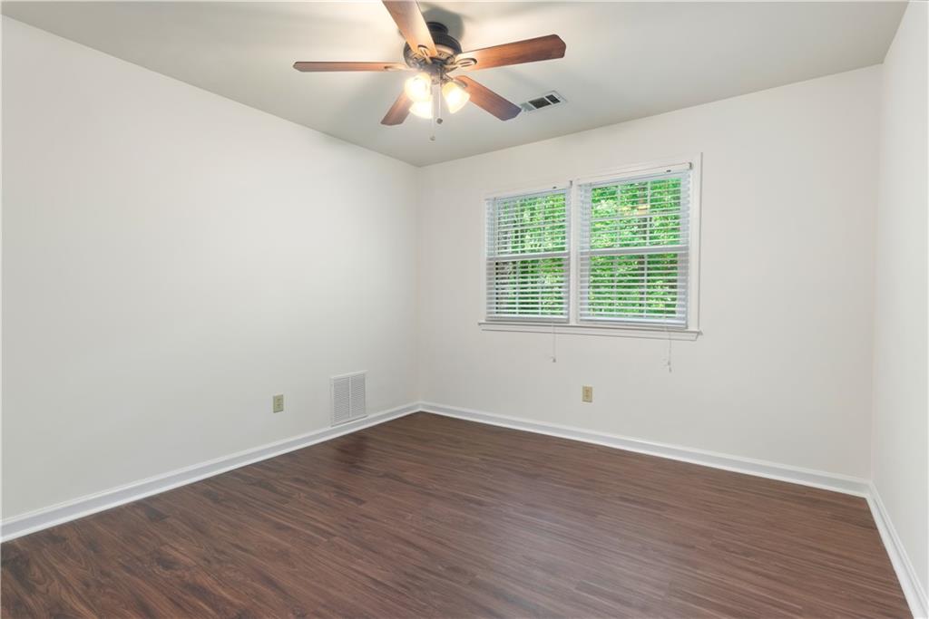 1440 Sandford Trail, Lilburn, Georgia image 17