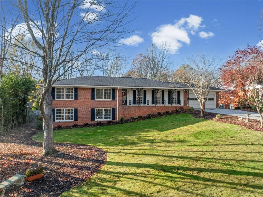 2667 FONTAINEBLEAU Drive