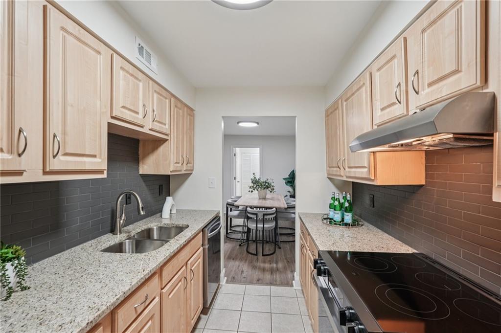 Coral Ridge Commons - Residential