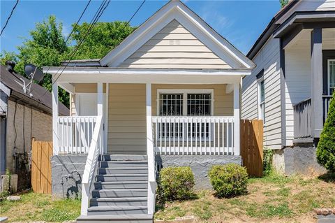 Homes For Sale - 961 Coleman Street<br/> Atlanta, GA 30310