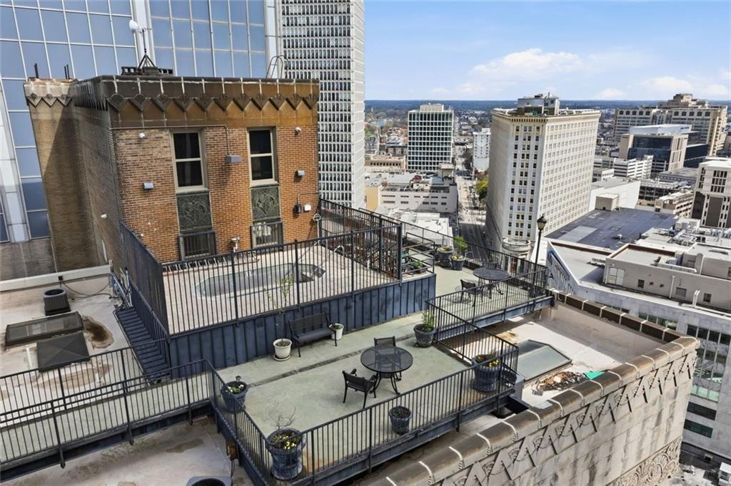 32 Peachtree Street NW 1102