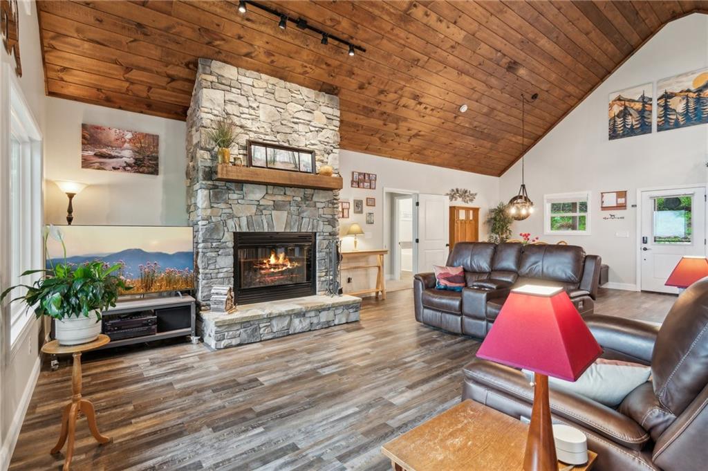 774 Hickory Ridge Dr, Ellijay, Georgia image 15