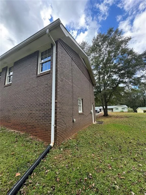 Douglasville, Georgia 30135, United States, 3 Bedrooms Bedrooms, ,2 BathroomsBathrooms,Residential,Active,239351