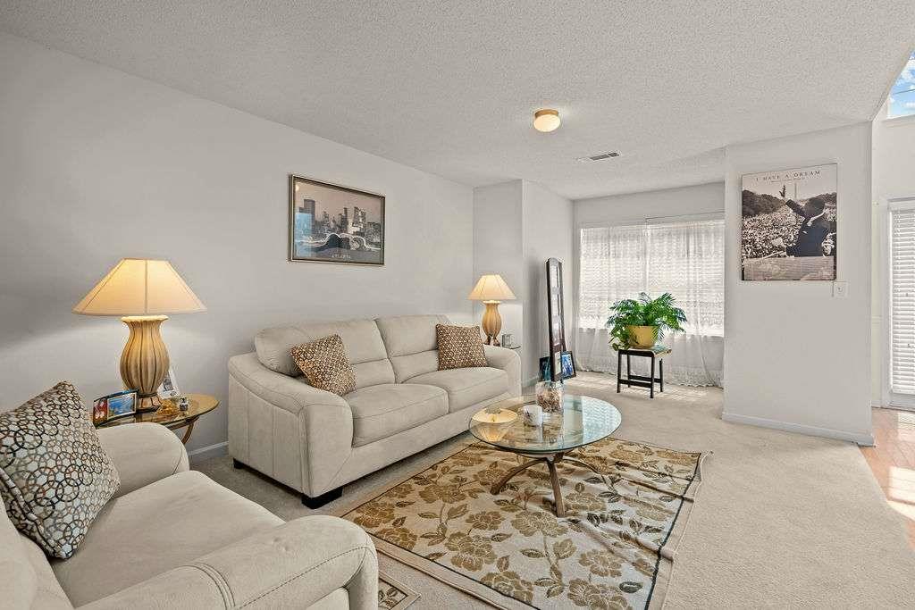 120 Oak Manor Drive