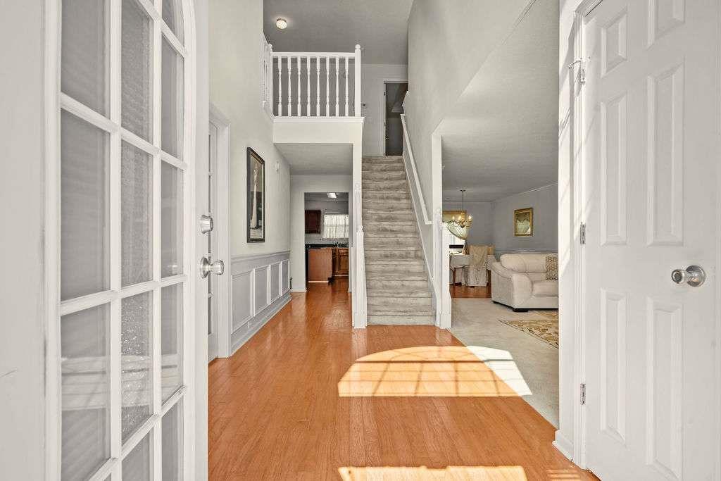 120 Oak Manor Drive