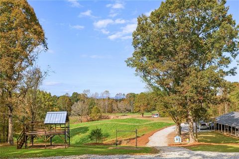 A home in Dawsonville