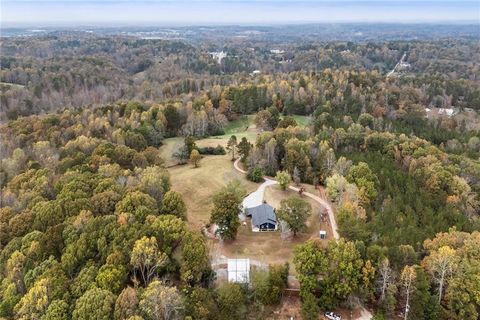 A home in Dawsonville