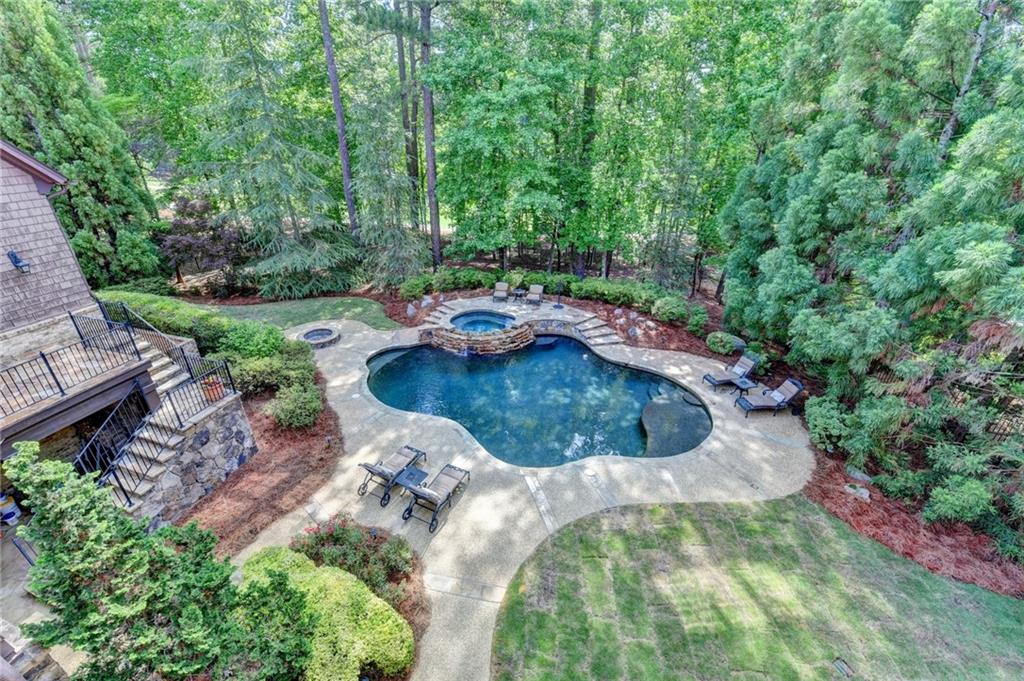 838 Middle Fork Trail