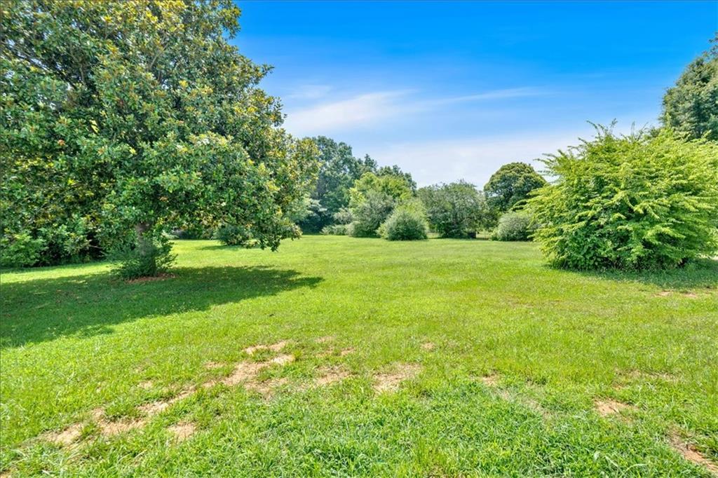 2454 Hall Station Road NW