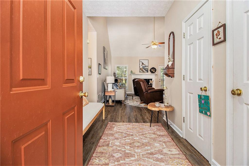 1929 Amherst Court SE