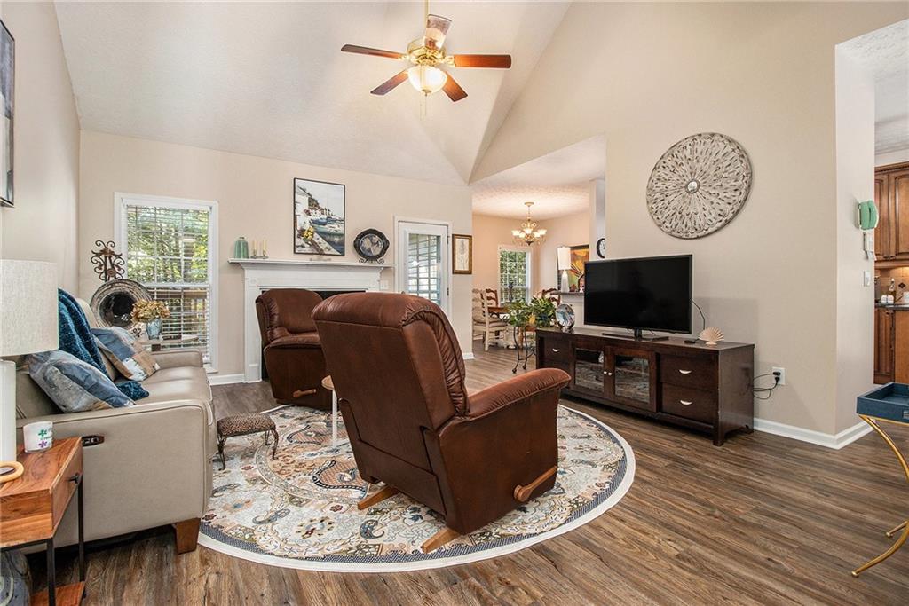 1929 Amherst Court SE