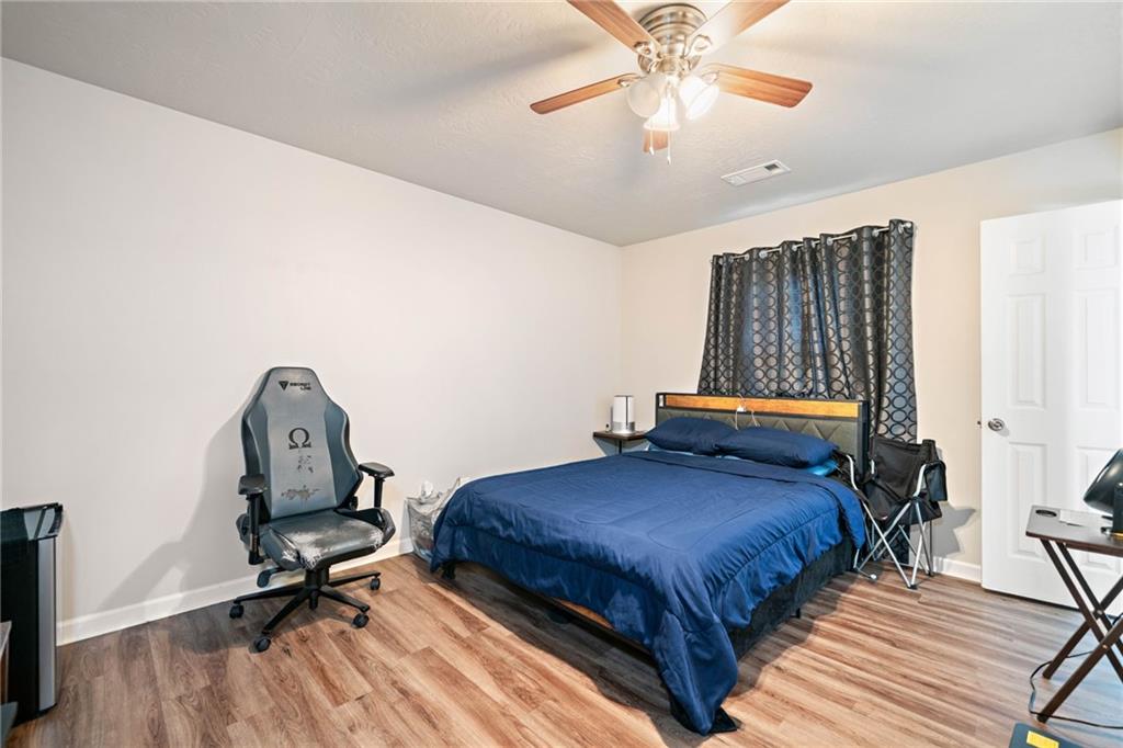 200 High Creek Drive, Roswell, Georgia image 14