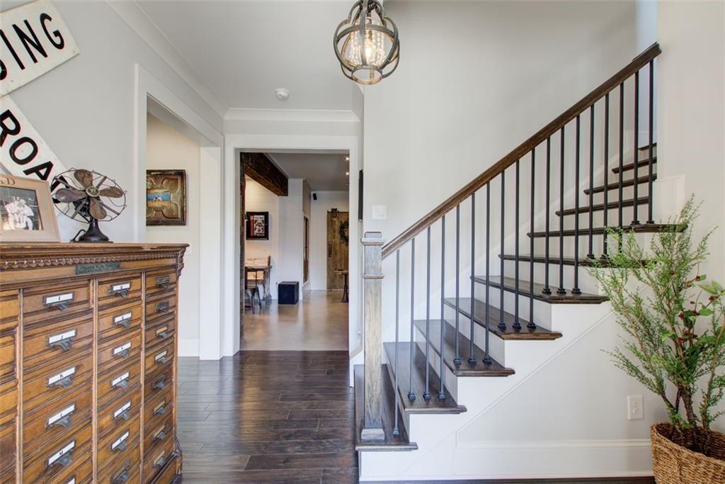 164 Inwood Walk