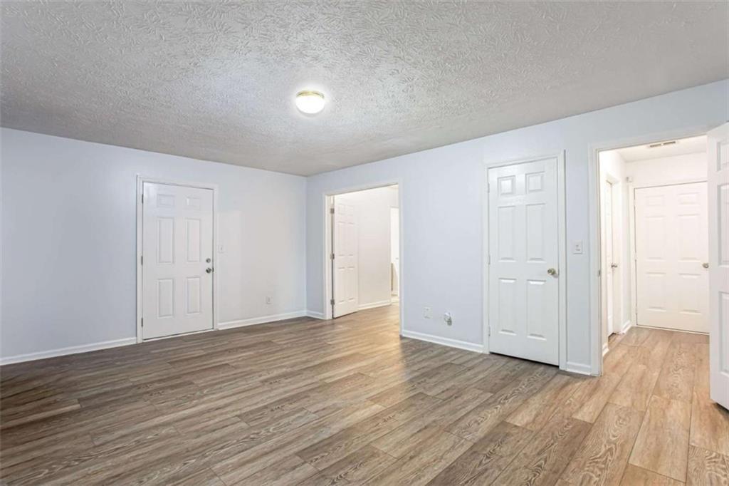 Woodlake - Residential