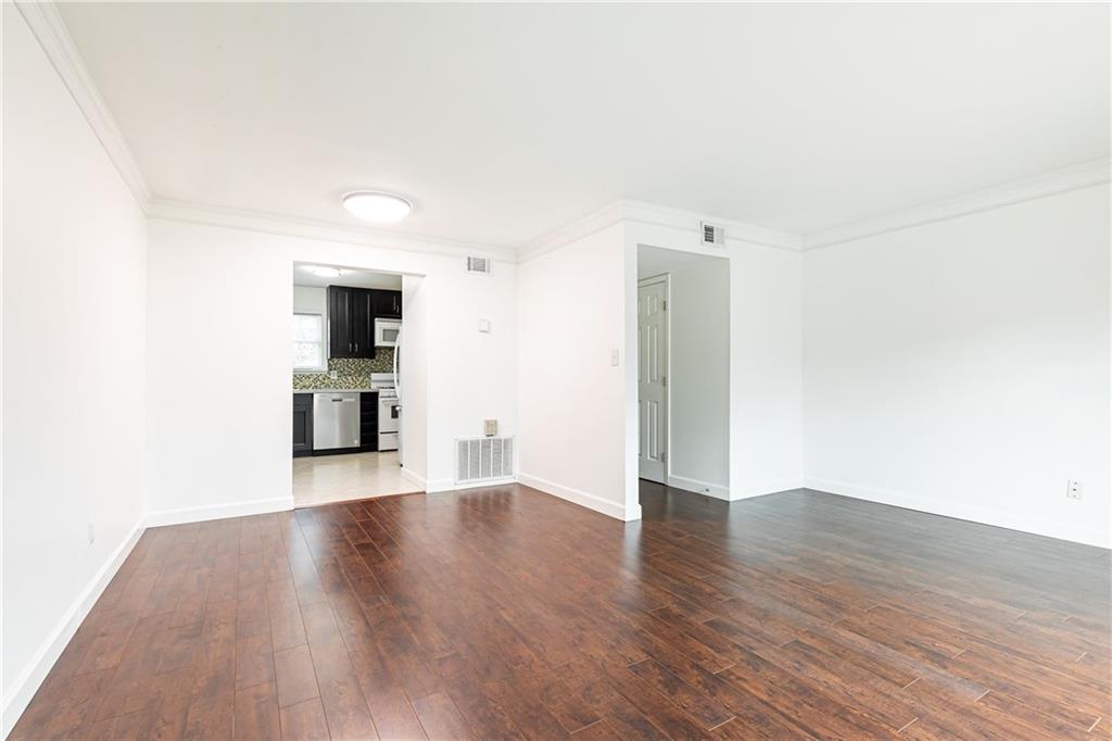 5672 Kingsport Drive #4, Atlanta, Georgia image 10