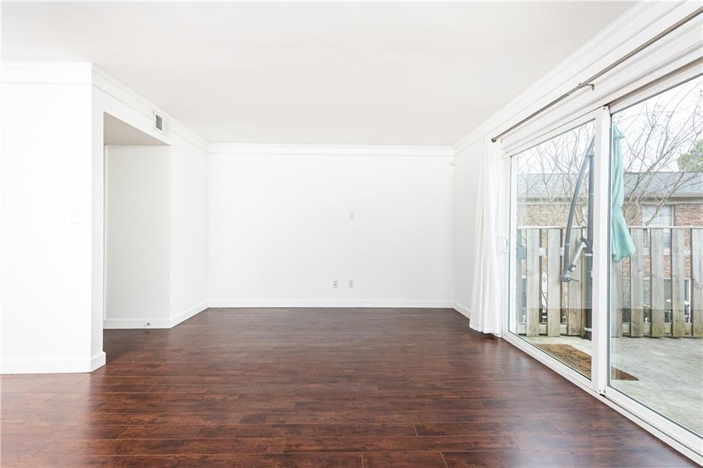 5672 Kingsport Drive #4, Atlanta, Georgia image 8