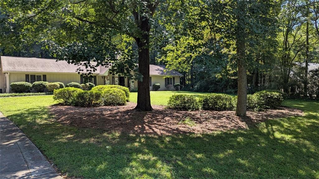 215 Mayfield Circle