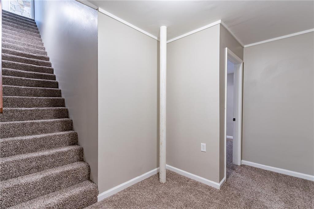 2654 Laurel View Drive, Snellville, Georgia image 23