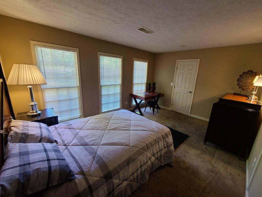 2037 Cliffton Terrace, Snellville, Georgia image 8