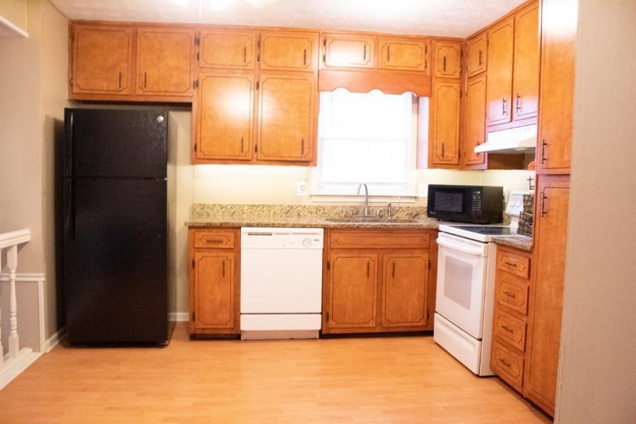 2037 Cliffton Terrace, Snellville, Georgia image 6