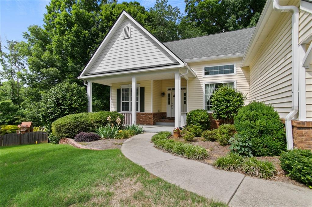 5723 Rutland Way