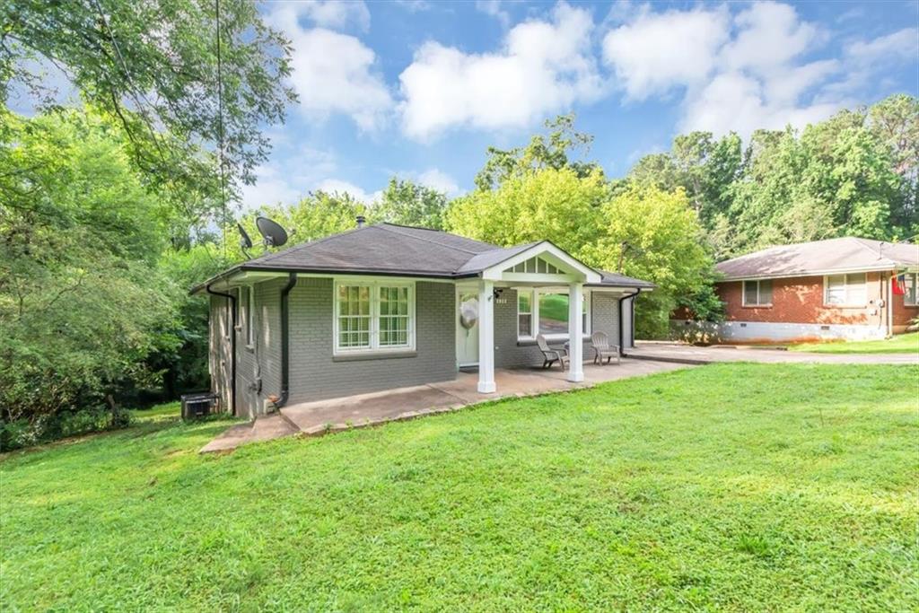 2123 Garden Circle