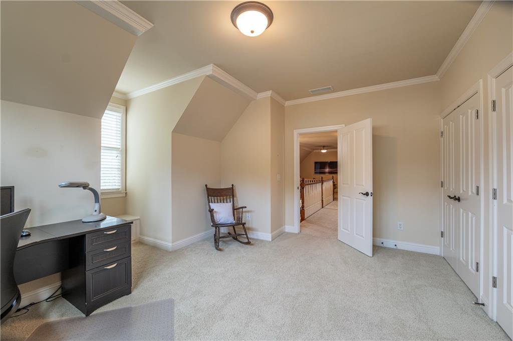 Brookview Manor - Residential