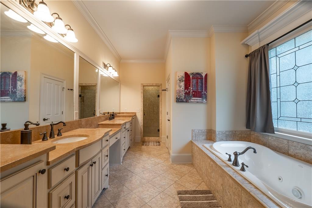 Brookview Manor - Residential