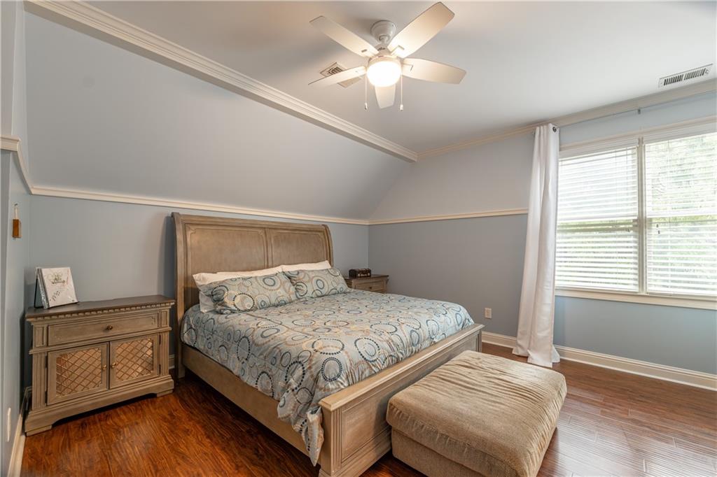 Brookview Manor - Residential